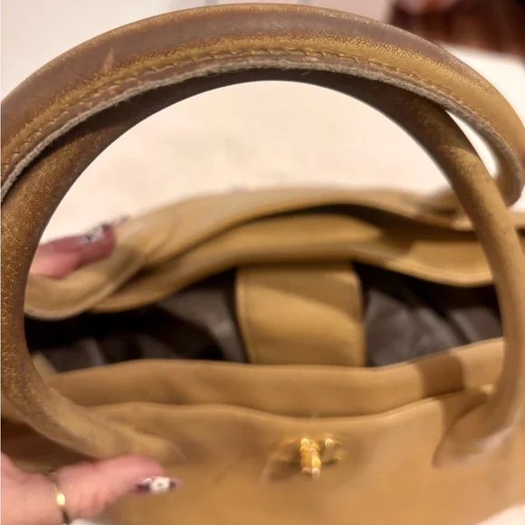 Chanel Camel Leather Tote - Picture 5 of 12